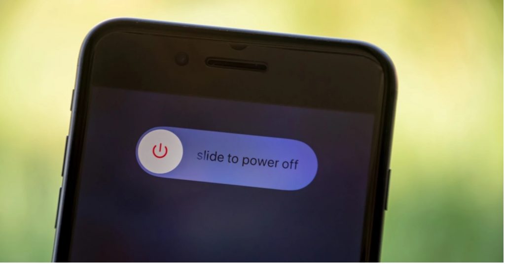Badacze znaleźli nowy sposób na zainstalowanie złośliwego oprogramowania nawet gdy iPhone jest wyłączony