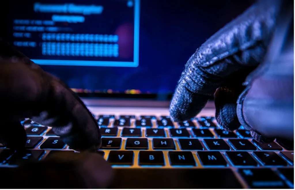 Keylogging – rodzaje, metody i jak się chronić